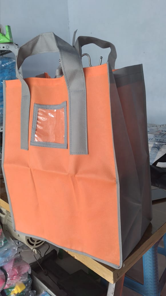 Tas laundry kotak pakai kantong nama