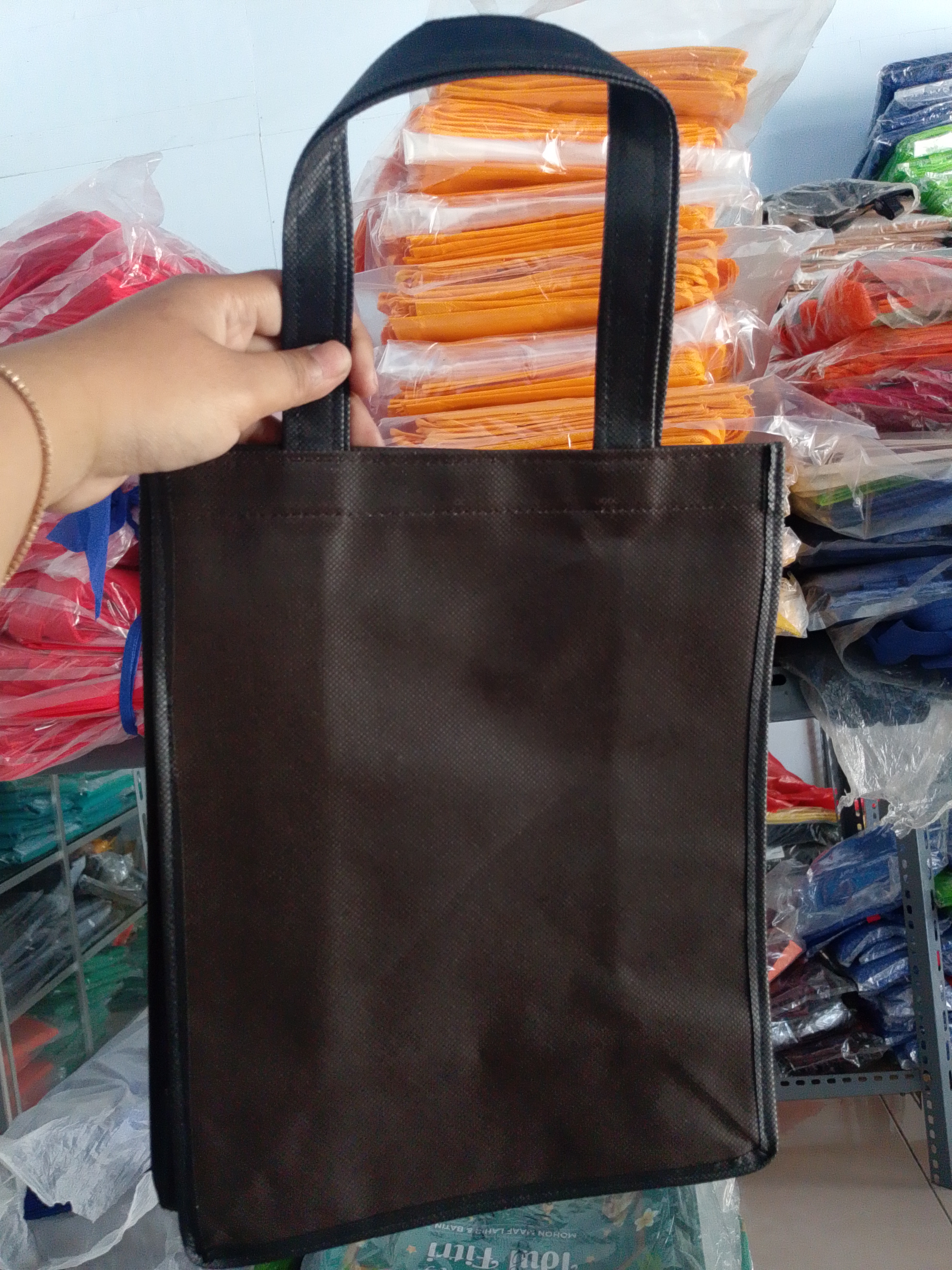 Tas kotak jahit