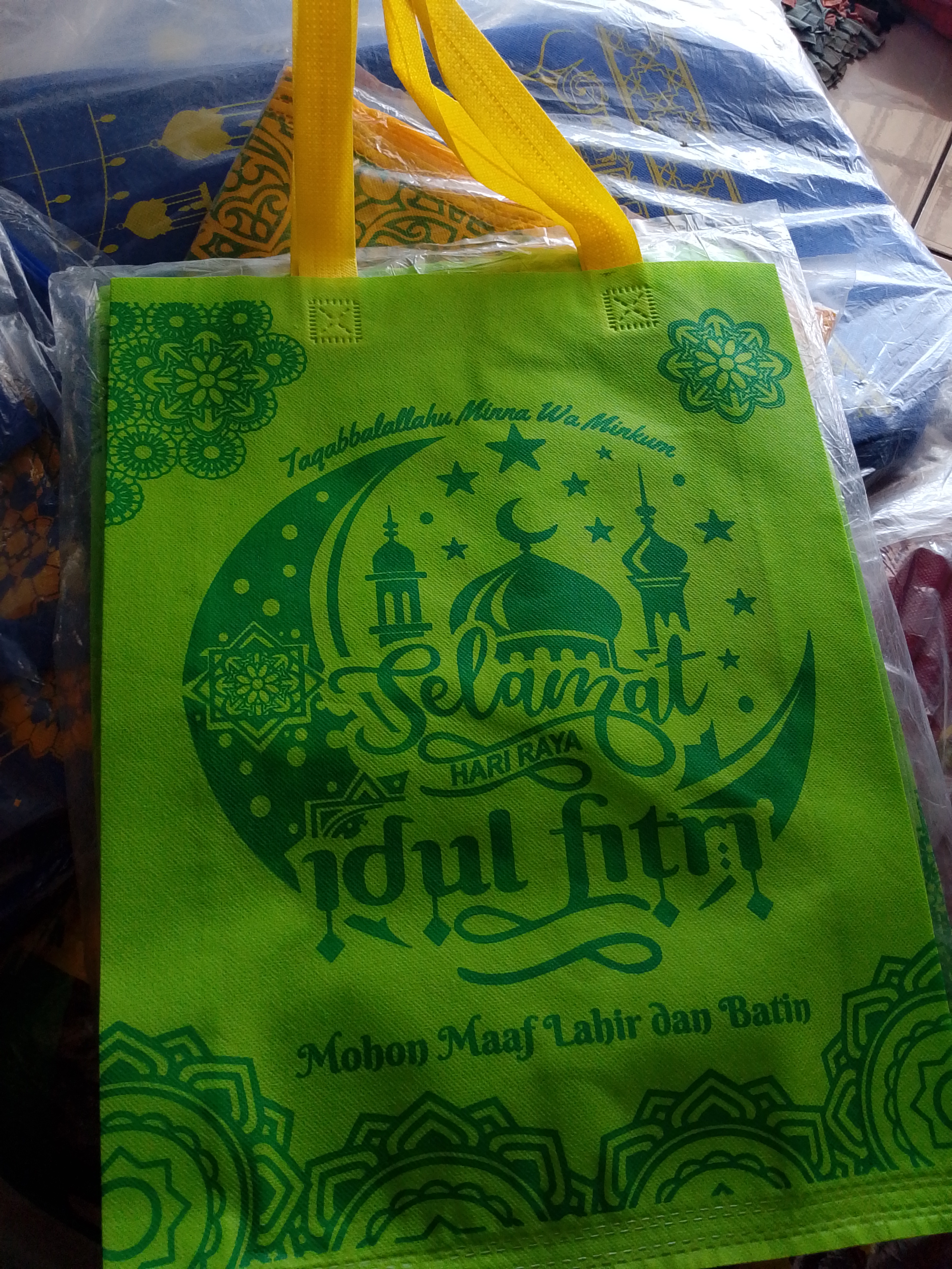 Tas pres lebaran