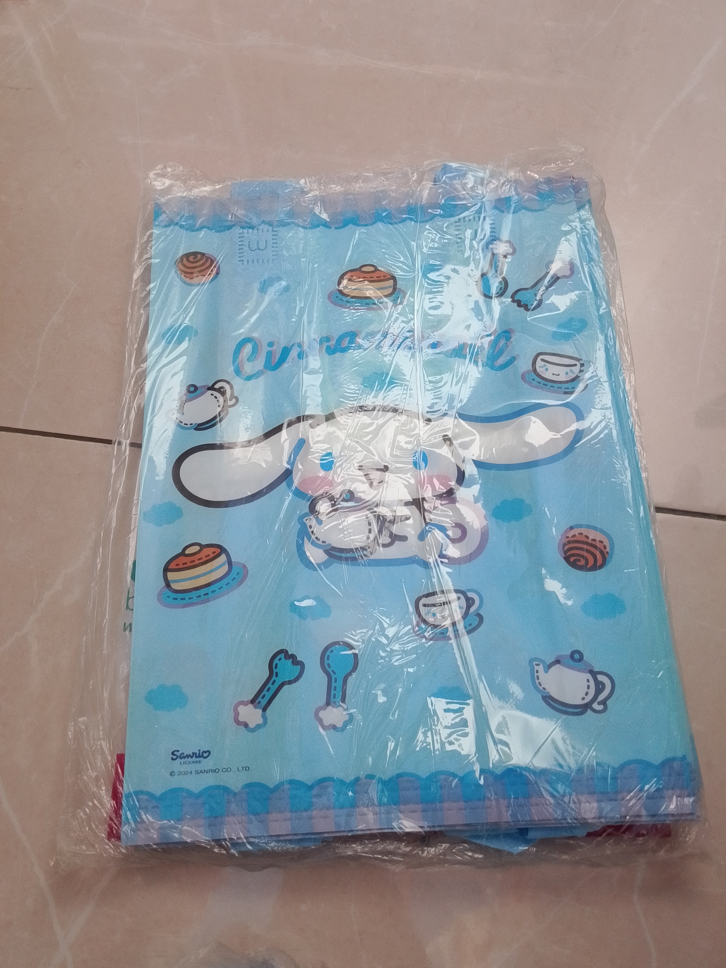 Tas ultah lipat samping bergambar 