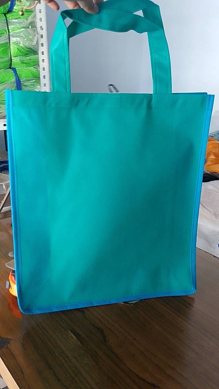 Tas kotak 