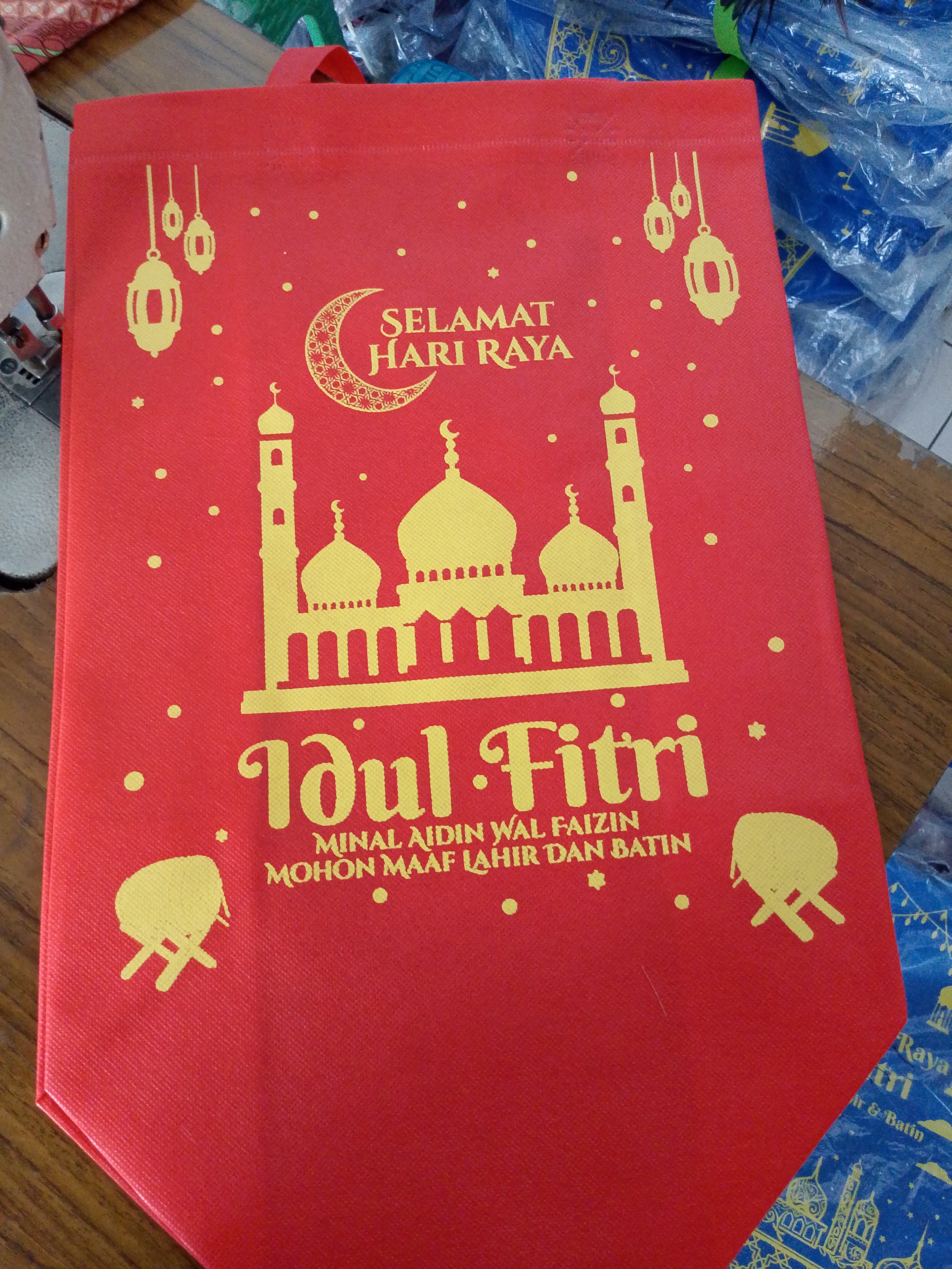 Tas pres lebaran 