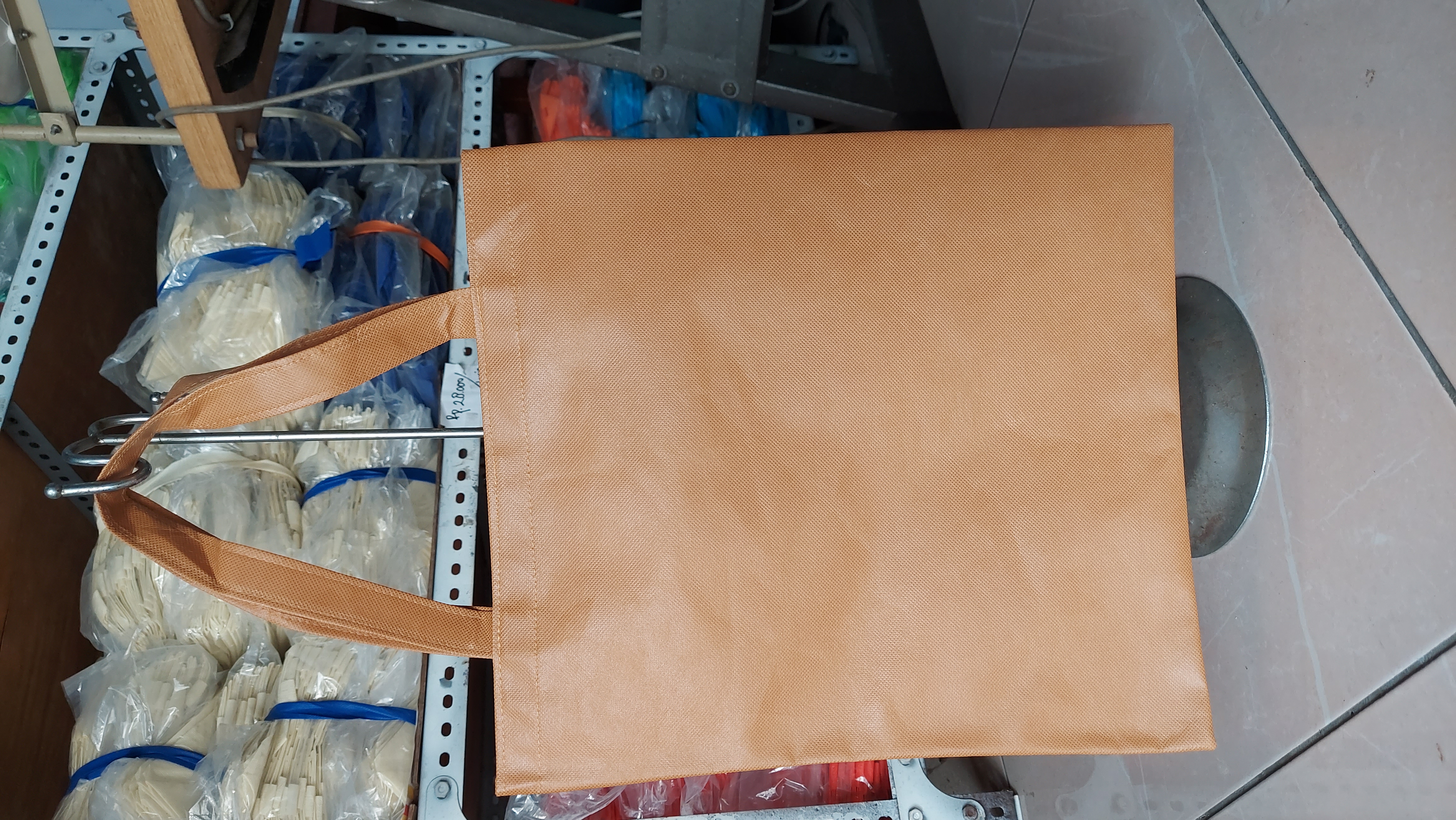 LI03 Tas Lipat tebal 35x40 pcs